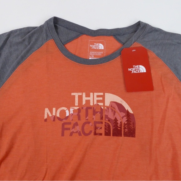The North Face Baseball Style Tees 2 T-Shirt Set NWT Colorblock Mountain Logo - Picture 7 of 11